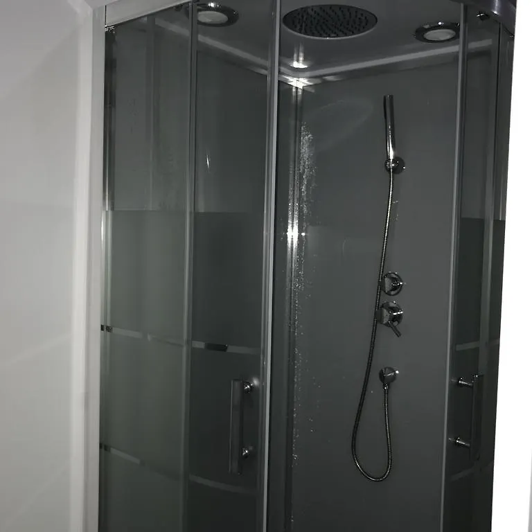 Central Park Studios Бухарест Апартаменты